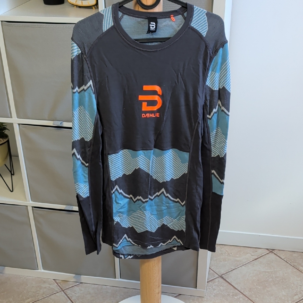 DAEHLIE Men's Gray and Blue Long Sleeve Shirt Wool Base layer